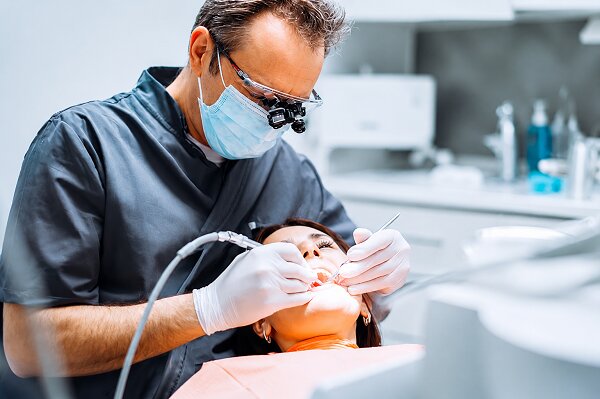 Best Endodontist in Nerul